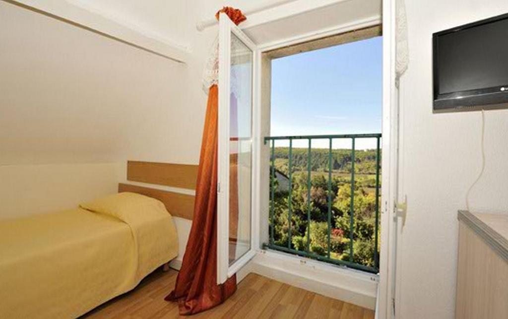 Le Compostelle Hotel Vezelay Room photo