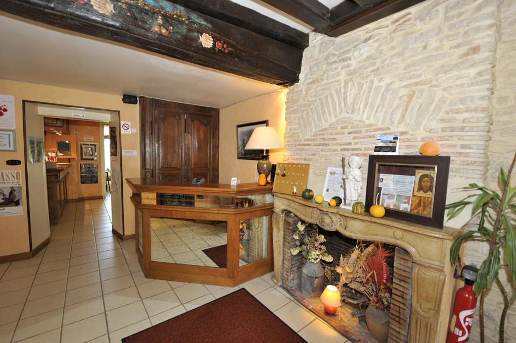 Le Compostelle Hotel Vezelay Exterior photo